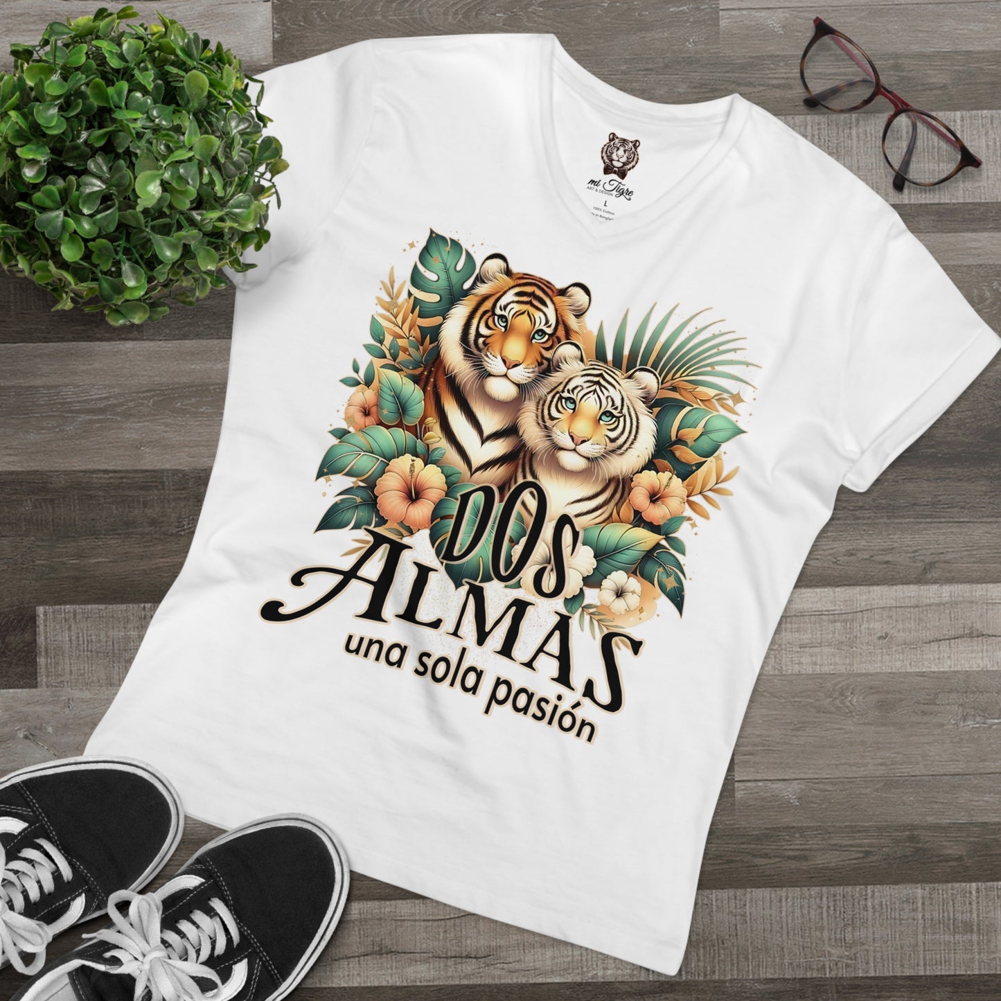 Tigers Love Men’s Presenter V-neck 100% Organic Cotton🐅💕